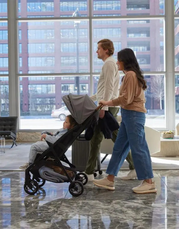 # GRACO CARRITO PASEO ULTRACOMPACTO READY2JET - HAINES R.N-22KG - GR 2209077 - 189403