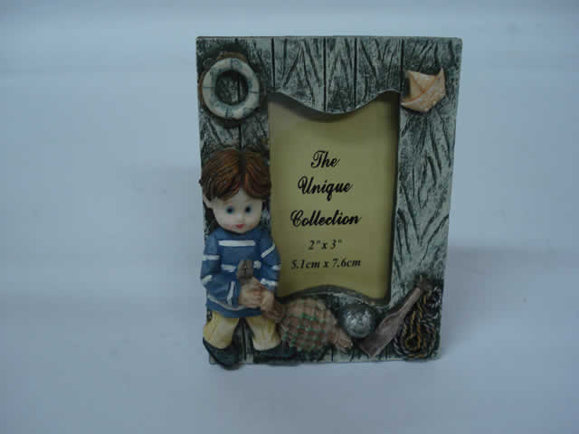 RESINA DECORACION COLECCION PORTA RETRATO CON MUÑECA Y MUÑECO