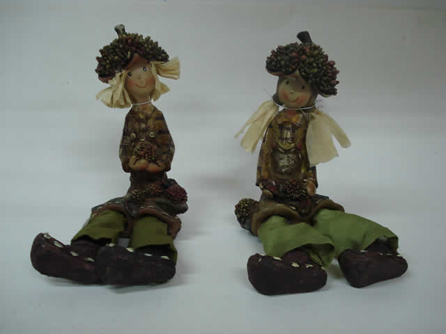 RESINA DECORACION COLECCION MUÑECA Y MUÑECO EN LA GRANJA