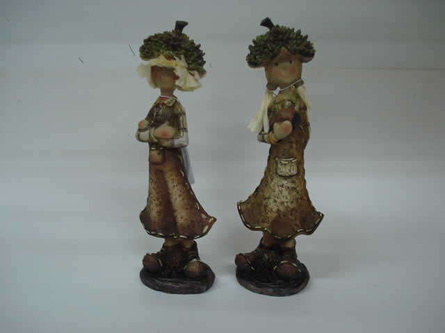 RESINA DECORACION COLECCION MUÑECA Y MUÑECO EN LA GRANJA