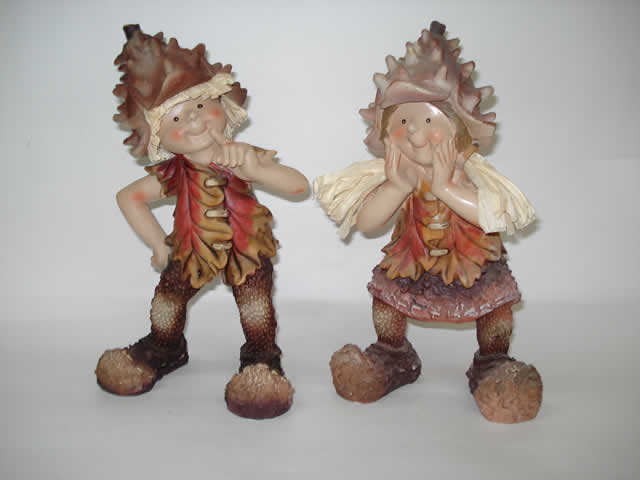 RESINA DECORACION COLECCION MUÑECA Y MUÑECO EN LA GRANJA