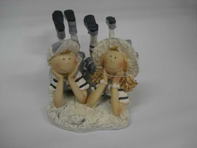 RESINA DECORACION COLECCION NIÑA Y NIÑO CON PERRITO