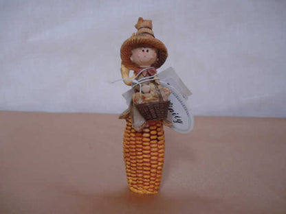 RESINA DECORACION COLECCION MUÑECA Y MUÑECO EN LA GRANJA
