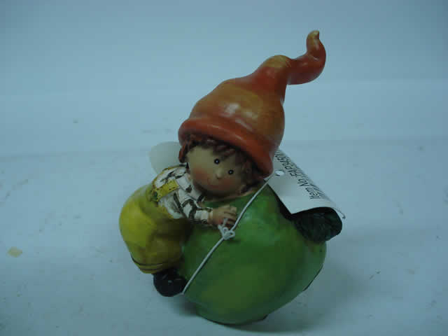 RESINA DECORACION COLECCION MUÑECA Y MUÑECO EN LA GRANJA