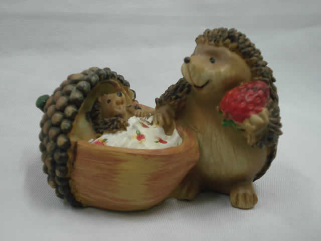 RESINA DECORACION COLECCION MUÑECA Y MUÑECO EN LA GRANJA
