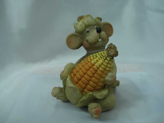 RESINA DECORACION COLECCION MUÑECA Y MUÑECO EN LA GRANJA