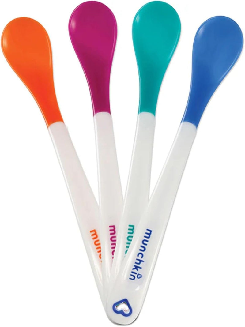 @ MUNCHKIN CUCHARA ALIMENTACION SET DE 4 - WHITE HOT 6M+ MU43692 - 436826