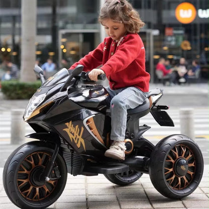 Moto Eléctrica Infantil de 3 Ruedas – Estilo Deportivo ✨
¡Diversión, seguridad y diseño en un solo vehículo! La moto eléctrica infantil de 3 ruedas ofrece una experiencia emocionante para los pequeños, con un moderno estilo deportivo y mayor estabilidad💛