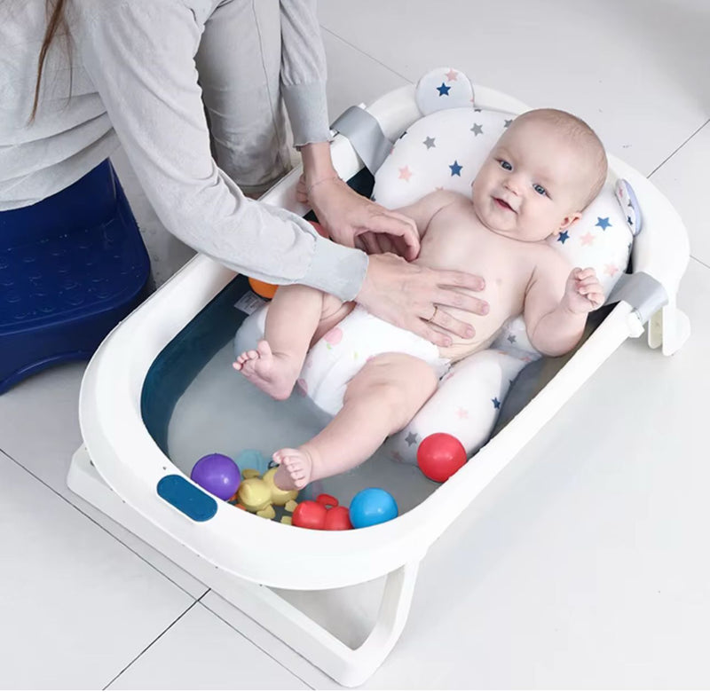 MUA MUA BAÑERA PLEGABLE CON BABY SPLSH Y SENSOR DE TEMPERATURA AZUL 646193 - ROSA 646194