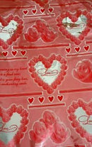 PRESENTE BOLSA METALIZADA C/BRILLO PARA REGALO CON CINTA ADHESIVO 70CM X 98CM COLOR ROJO LOVE 7098